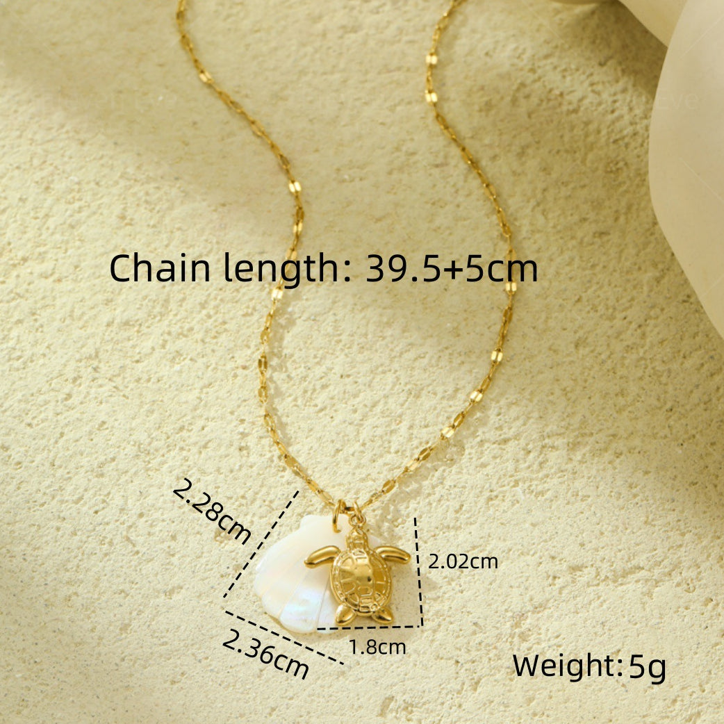 Beach Style Ocean Pendant Necklace | Shell, Starfish & Dolphin | Niche Design for Women