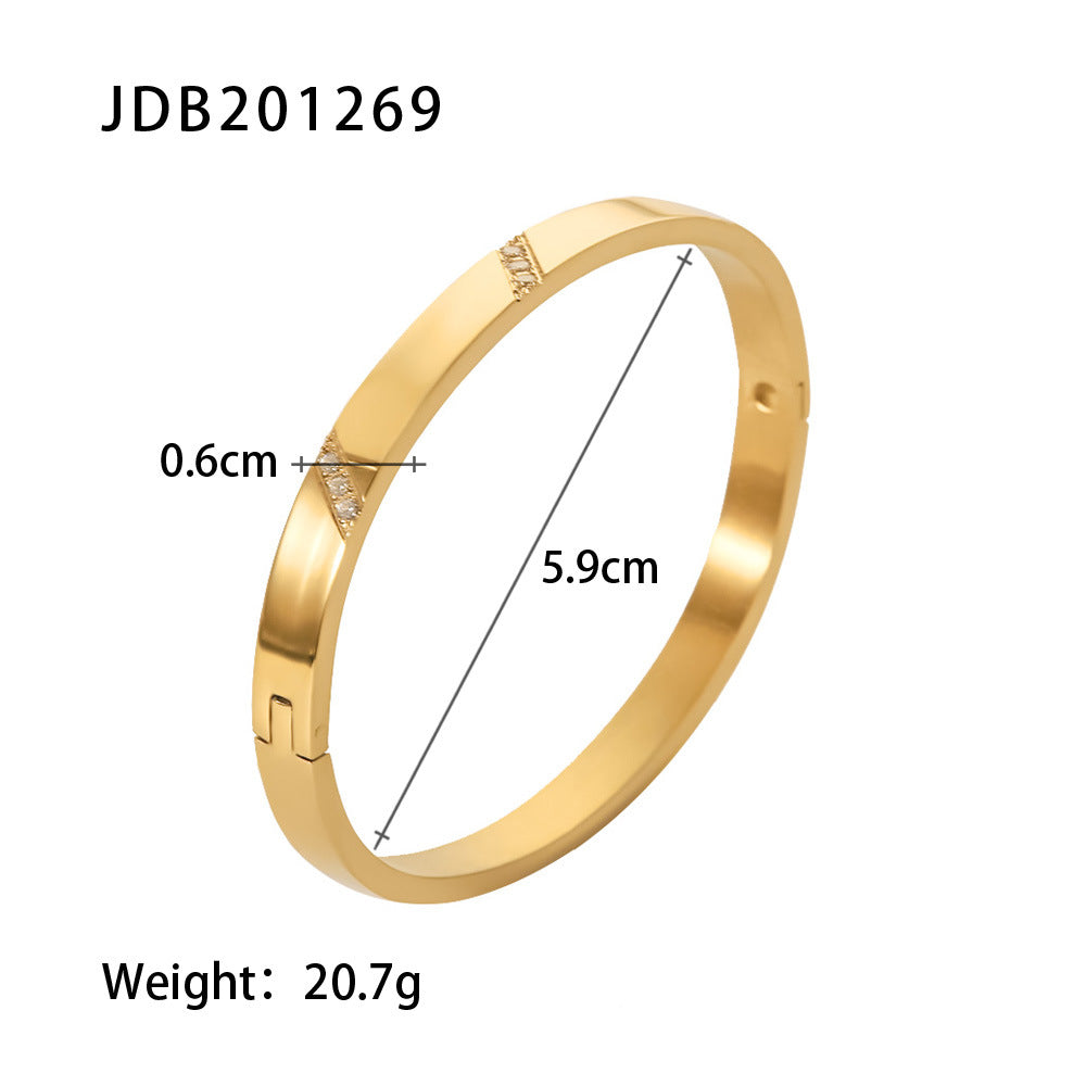 Retro Gold Bracelet | Stainless Steel Open Design for Women | Zirconia Detail | No Color Fade
