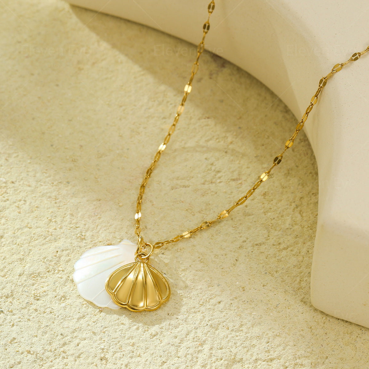 Beach Style Ocean Pendant Necklace | Shell, Starfish & Dolphin | Niche Design for Women