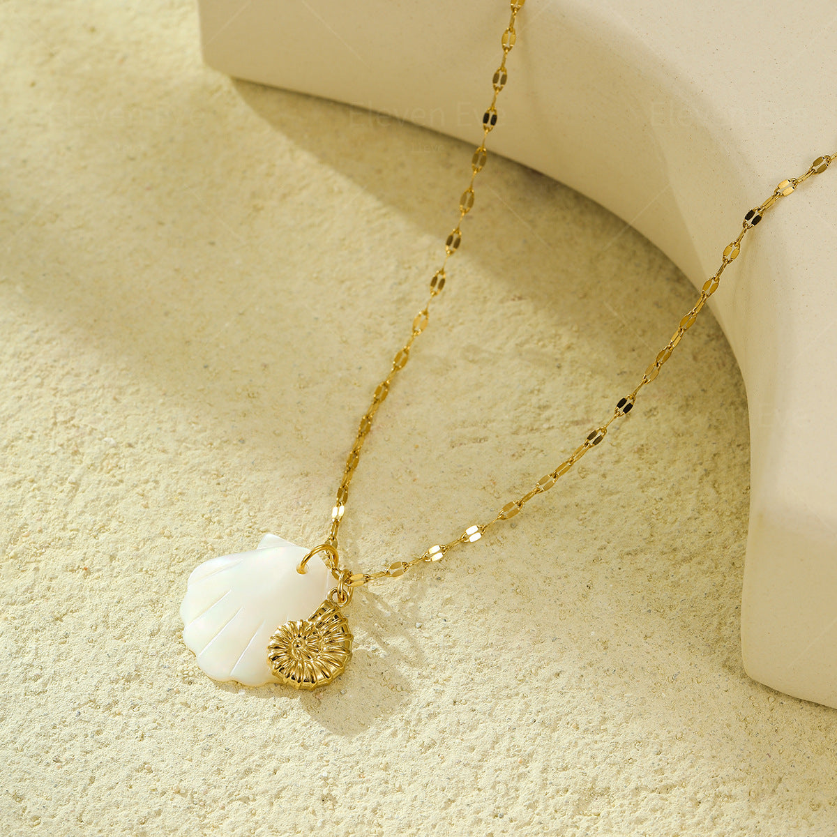 Beach Style Ocean Pendant Necklace | Shell, Starfish & Dolphin | Niche Design for Women