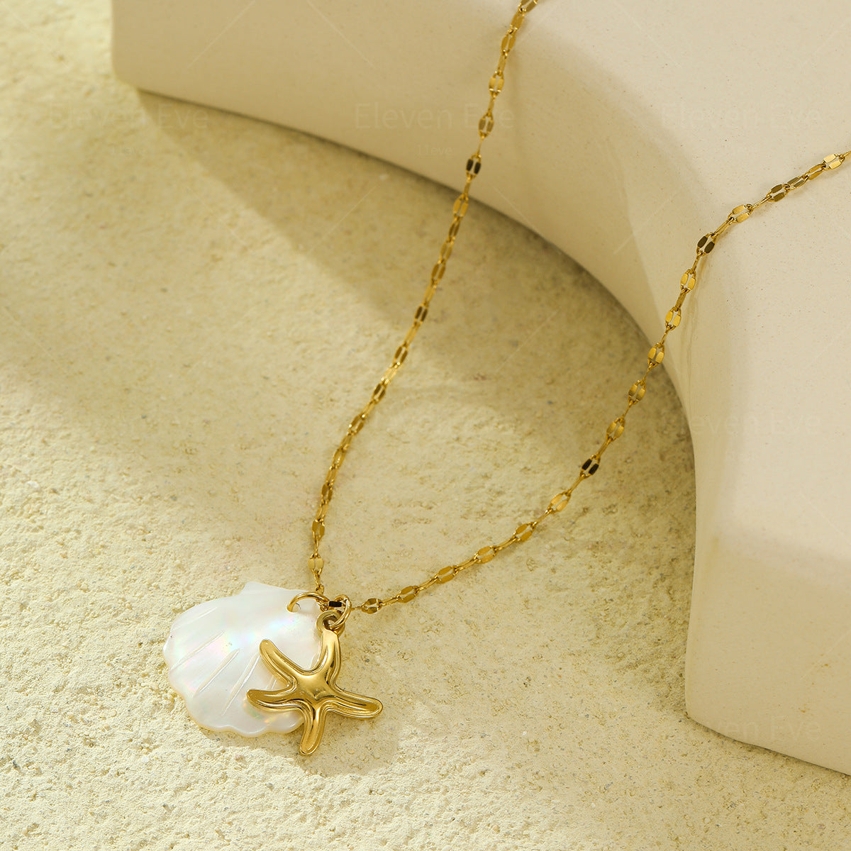 Beach Style Ocean Pendant Necklace | Shell, Starfish & Dolphin | Niche Design for Women