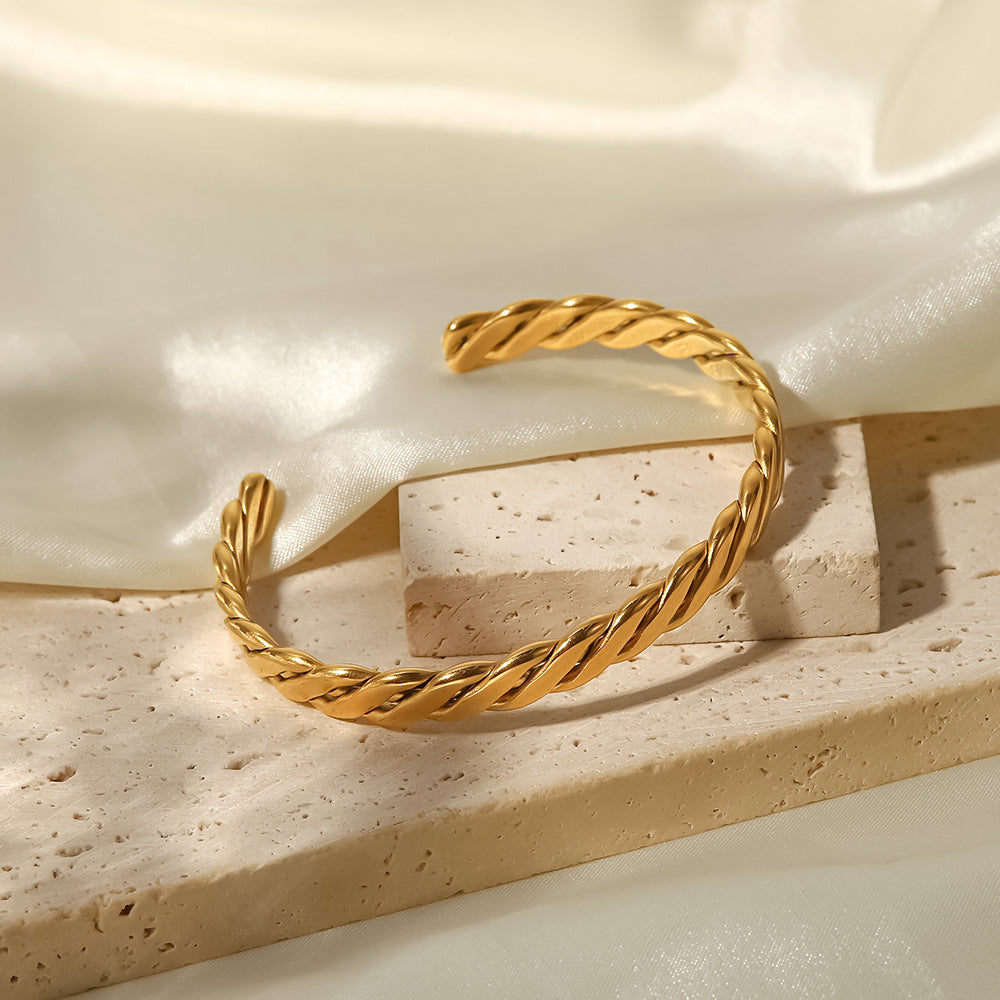 Retro Gold Bracelet | Stainless Steel Open Design for Women | Zirconia Detail | No Color Fade