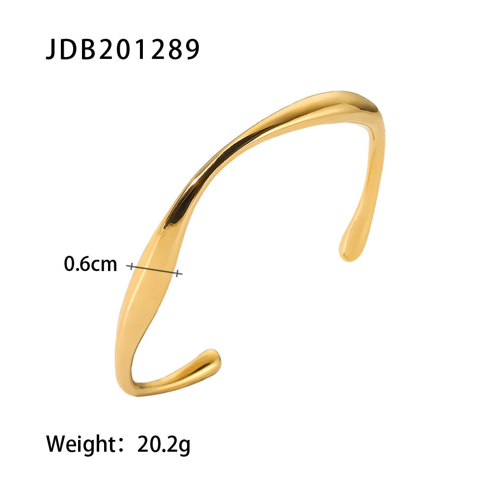 Retro Gold Bracelet | Stainless Steel Open Design for Women | Zirconia Detail | No Color Fade
