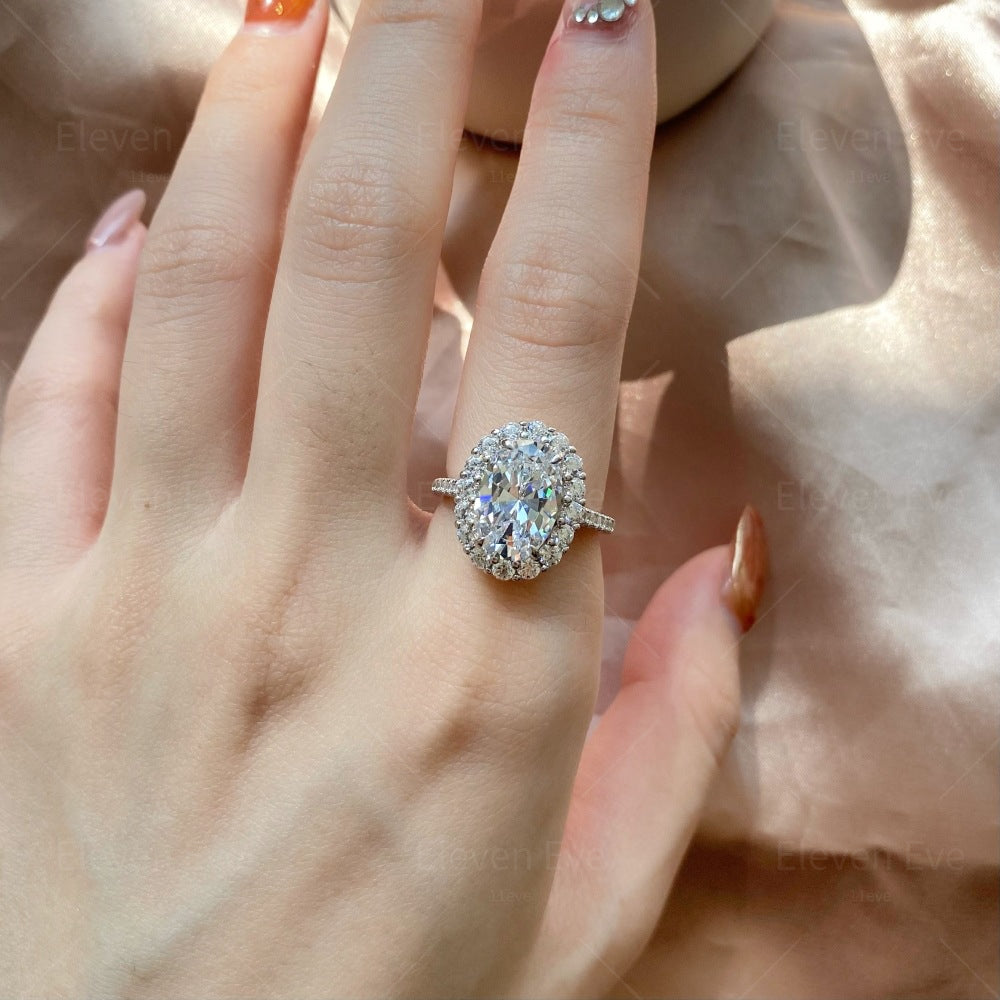 High-Carbon Square-Cut Diamond Ring | S925 Sterling Silver Wedding Ring | Pigeon Egg Style | Light Luxury Super Sparkle Statement Ring