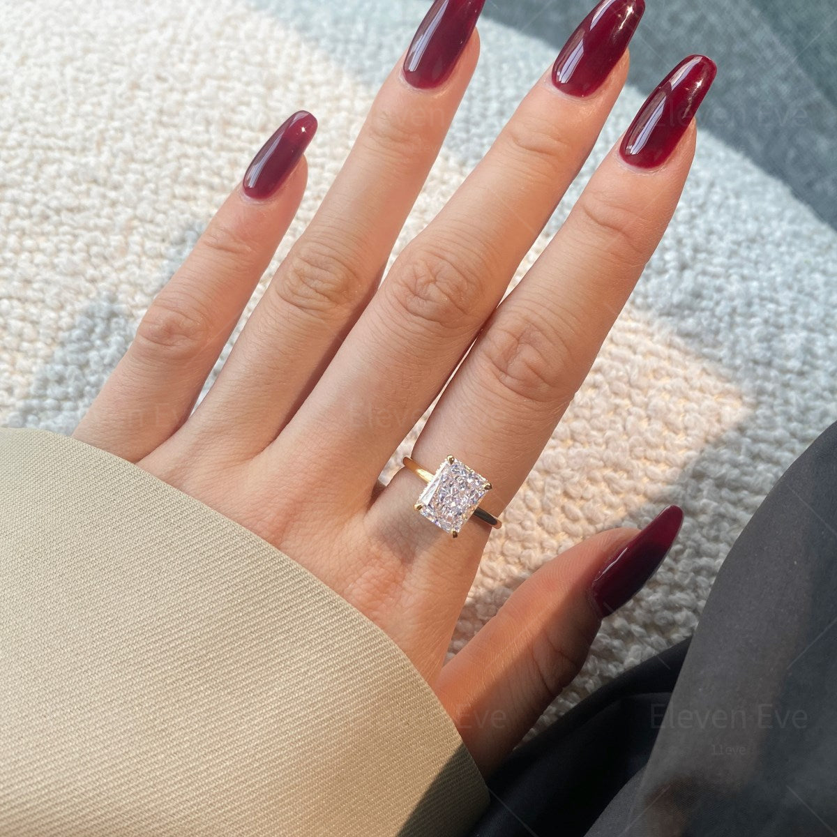 High-Carbon Square-Cut Diamond Ring | S925 Sterling Silver Wedding Ring | Pigeon Egg Style | Light Luxury Super Sparkle Statement Ring