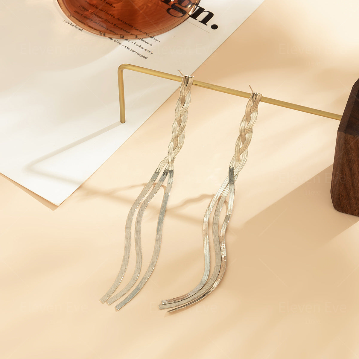 Cold Style Snake Bone Chain Necklace | Vegan-Friendly Long Tassel Design